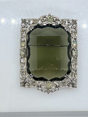 Vintage 1962 Sarah Coventry ‘Celebrity’ convertible brooch / pendant. Smoke grey